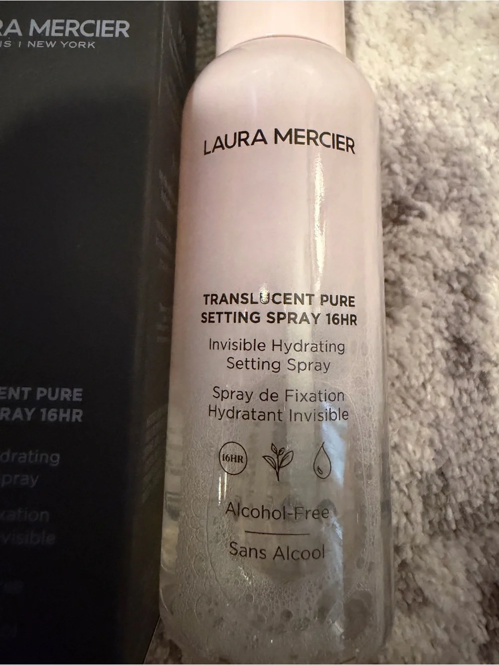 laura mercier Translucent Pure Setting Spray
